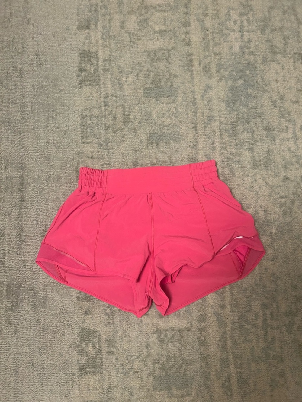 Lululemon Hotty Hot 2in Shorts Sonic Pink